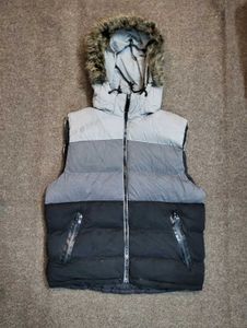 Hooded Puffer Vest
