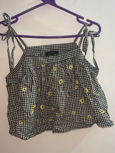 Gingham Crop Top with Daisies