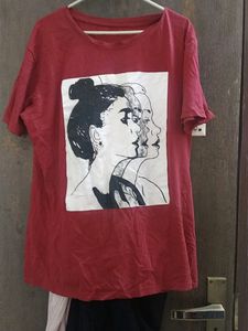 Maroon T-shirt