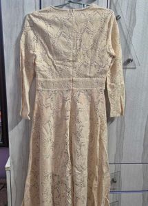 Elegant Lace Midi Dress