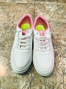 Stylish Ladies Sneakers