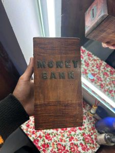 Eye-Catching Wooden Money Bank