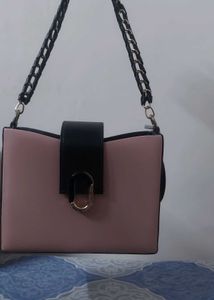 Beautiful  Light Pink Or Balck Color  Slingbag