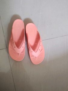 crocs Peach Flip Flops New Never Used