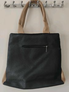 Large Stylish Tote Bag With 6 Zipper Compartments