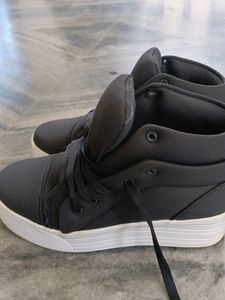 Cute Dark Grey Colour Platform Sneakers For Women