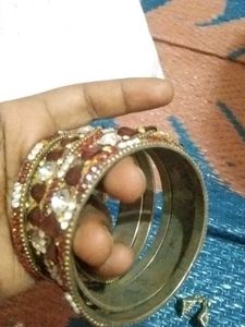 Kio Yi B Combo Lelo Sirf 99Maroon Stone Bangles