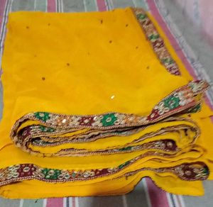 Elegant Yellow Saree with Embellishments