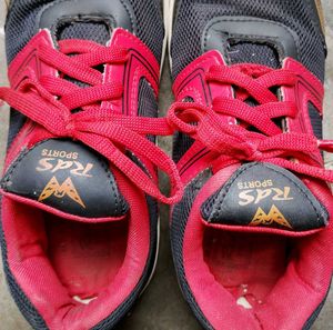 RDS Sports Black &amp; Red Sneakers