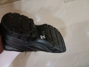 Black Shoes