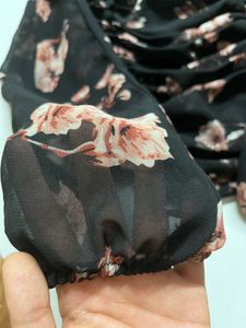 MESH FLORAL TOP