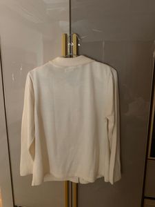 knitted, beige sweater with zip