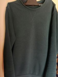 Men Sweater Available In Good Condition Zudio Bran