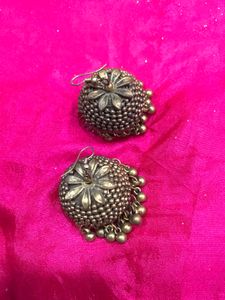 Choose any earrings