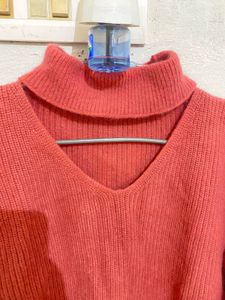 Pink Woolen Neck Cut Sweater With Black Inner
