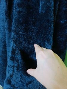 🎇Gorgeous Cozy Fuzzy Blue Shrug🎆