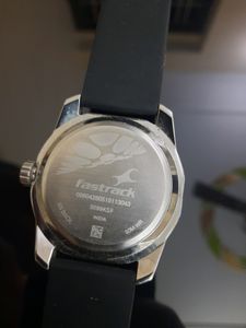 FastTrack Analog Unisex Watch ⌚