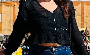 Swiss Dot Pattern Top🖤🖤