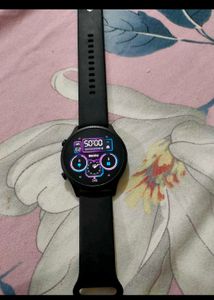 Noise ColorFit Helo Smartwatch