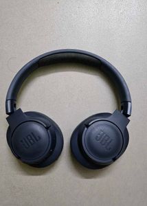 JBL Tune 700BT