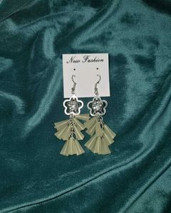 Flower Dangle Earrings