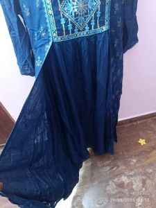 New Unused Xxl Avaasa Blue Embroidered Kurta
