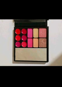 HILARY RHODA Makeup Palette