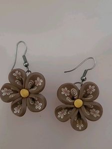 flower earrings