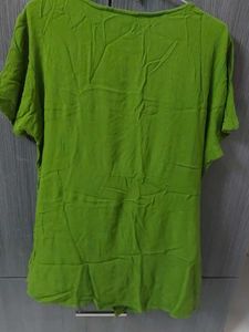 MAX SHORT BRANDED KURTA SIZE Xl