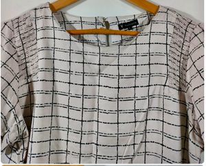 Van Heusen Tunic Crop Top -L Size