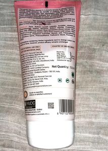 VLCC Natural Mulberry and Rose Fairness Facewash