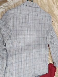 Men&#39;s Light Gray Plaid Blazer