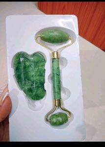 Gua Sha & Jade Roller