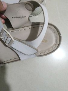 BATA Comfortable Beige Sandals