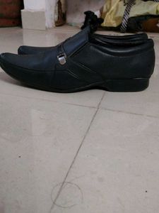 Bookal Black Formal Shoes