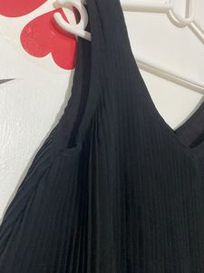 Anasazi Black Crop Top