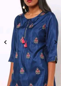 Elegant Blue Embroidered Kurta