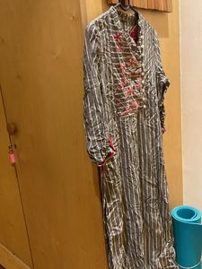 Straight Kurta With Hand Embroidery Thread Work