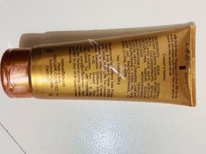 Oriflame Milk &amp; Honey Sugar Scrub
