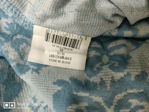 Floral Jacquard Sweatshirt