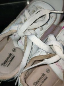 New Balance White &amp; Lavender Sneakers