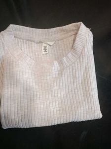 &#34;H&amp;M&#34; Light Grey Ribbed Long Sleeve Top 👕