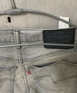 Light Wash Denim Jeans