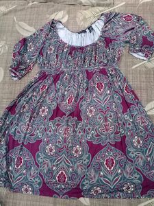 Comfortable Long Top With Deep Nack