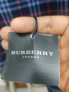 Burberry Classic Plaid muffler