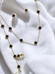 Clover Jewelry Set