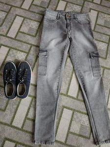 Grey Jeans- Around 6pockets Pant And Shoe Size 7
