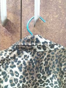 SALE !!Premium Leopard print Shirt With Tie Knot