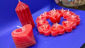 Combo Of 13 Scented Candles