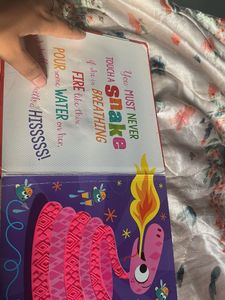 Childrens board book( Never touch a snake)🐍